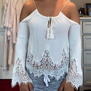 WHITE BLOUSE